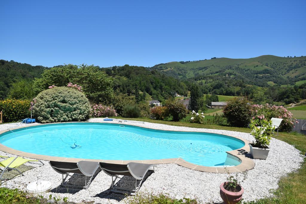 Chambres D'Hotes Biscayburu Sauguis-Saint-Étienne Exteriör bild