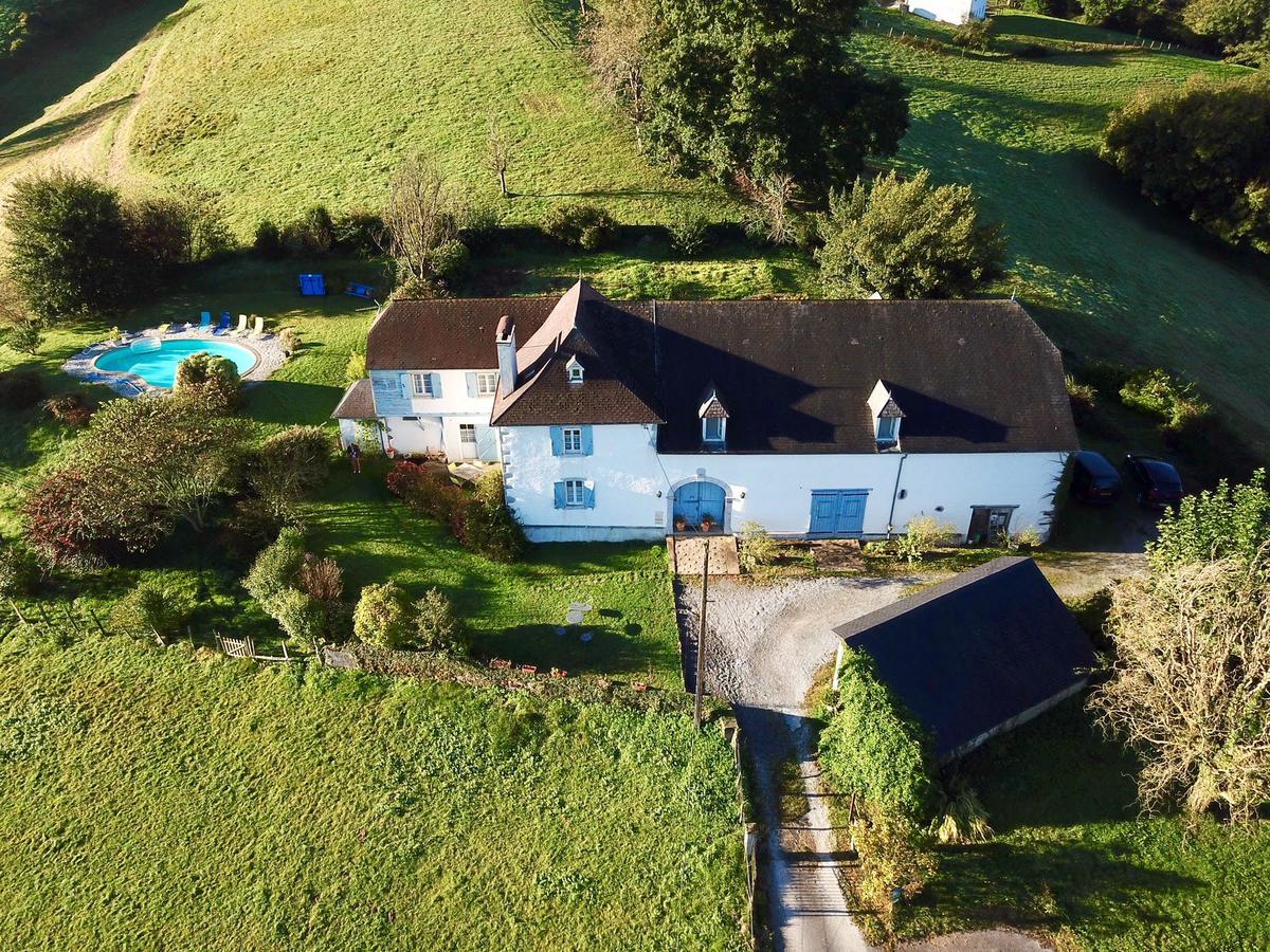 Chambres D'Hotes Biscayburu Sauguis-Saint-Étienne Exteriör bild
